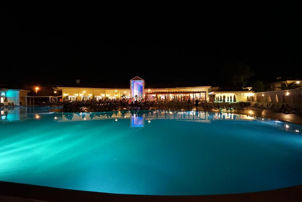 Idol Meyella transfer HOTEL PALM WINGS BEACH RESORT DIDIM 5* (Turcia) - de la RON 895 | HOTELMIX